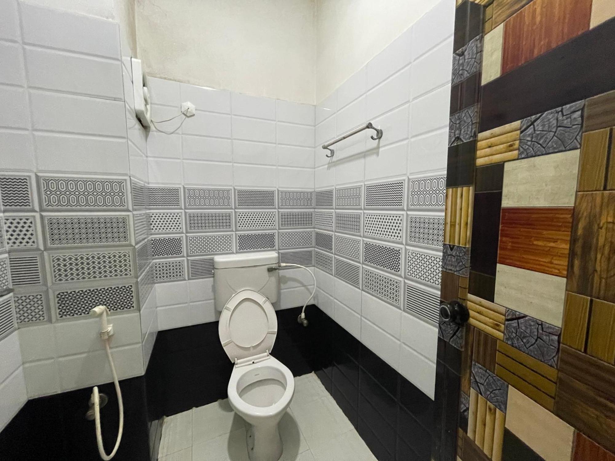 Hotel Seven Inn By Seven Group Purî Extérieur photo